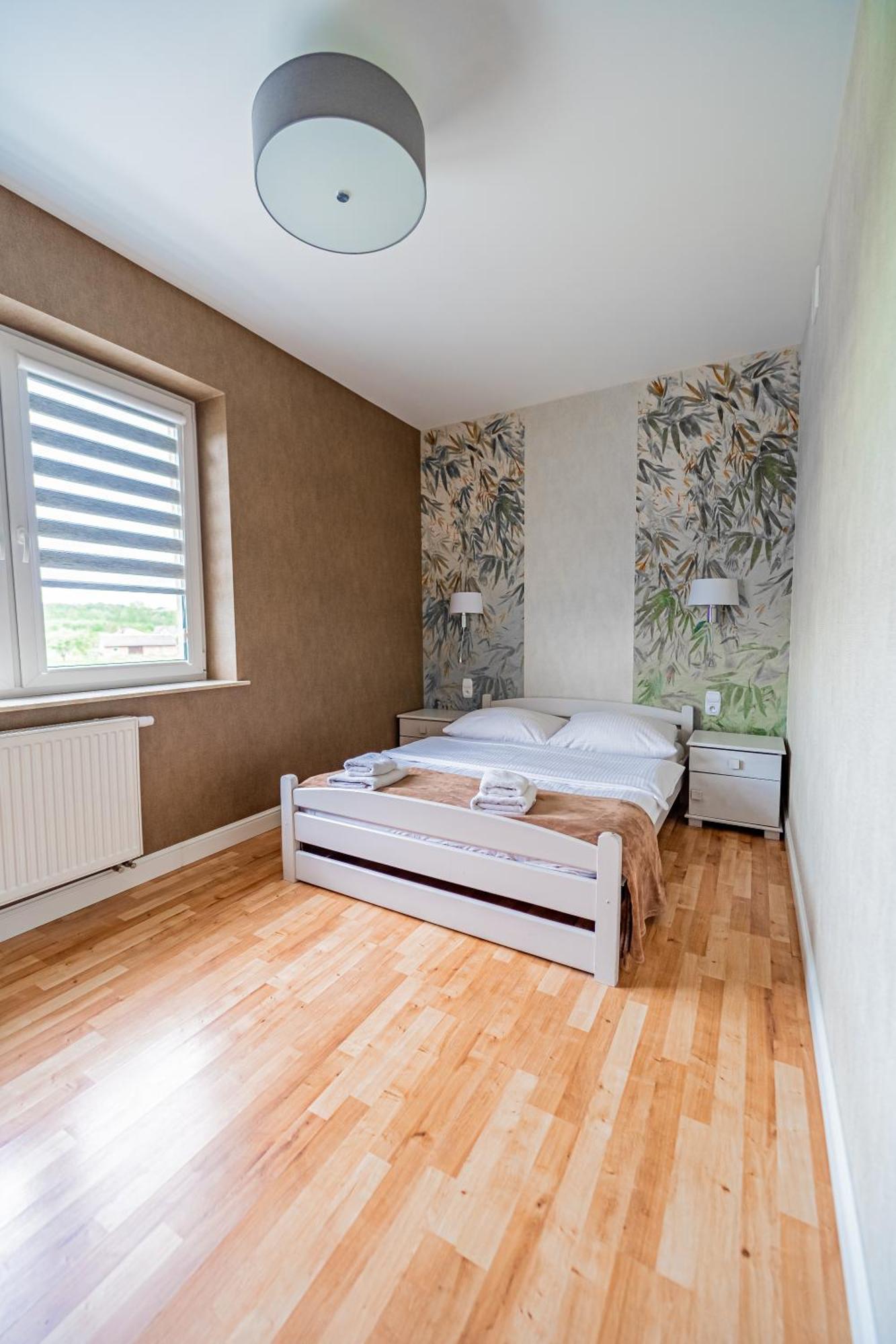 Rezydencja Pod Pieprzowkami Zalesie Gorzyckie Exterior foto
